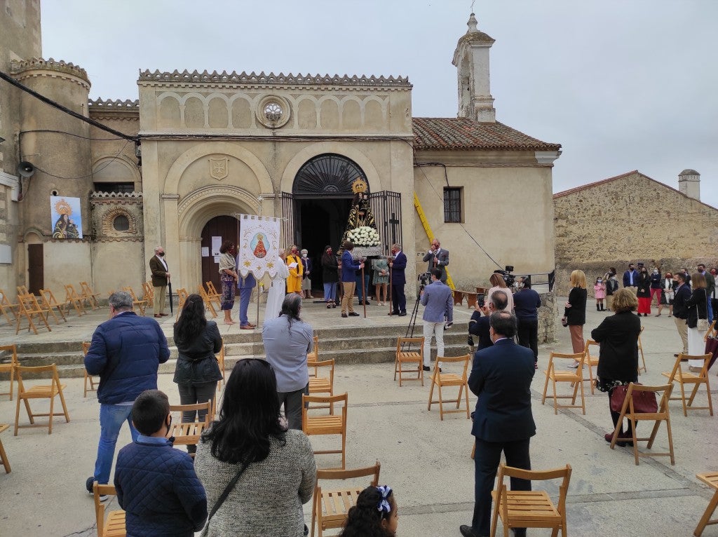 Fotos Misa mayor en Huertas de Ánimas Hoy